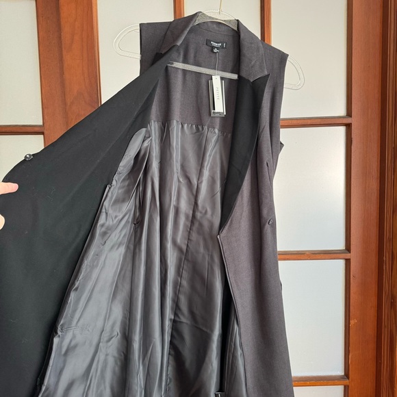 PREMISE ELEGANT A-LINE DRESS. WRAP STYLE ZIPPER UNDERNEATH THE WRAP FLAP BELT - Picture 6 of 16